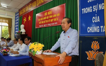 Phó Thủ tướng Thường trực tiếp xúc cử tri Long An